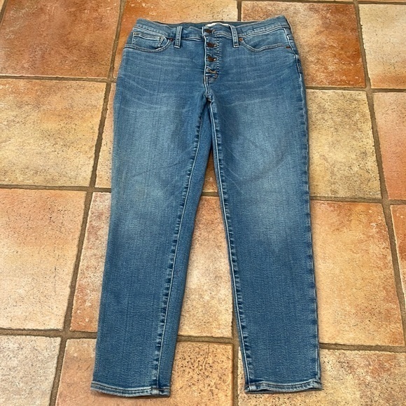Madewell Denim - Madewell 9 inch mid rise, skinny crop jeans